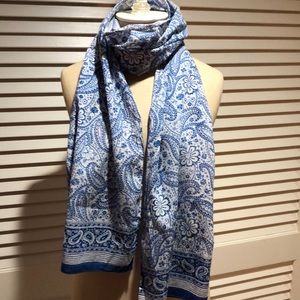 Paisley scarf